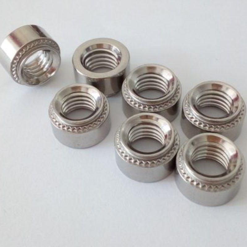 Bản thân-CNLOCCHING NUTS: Một dây buộcnhỏ vớinhững lợi thế lớn